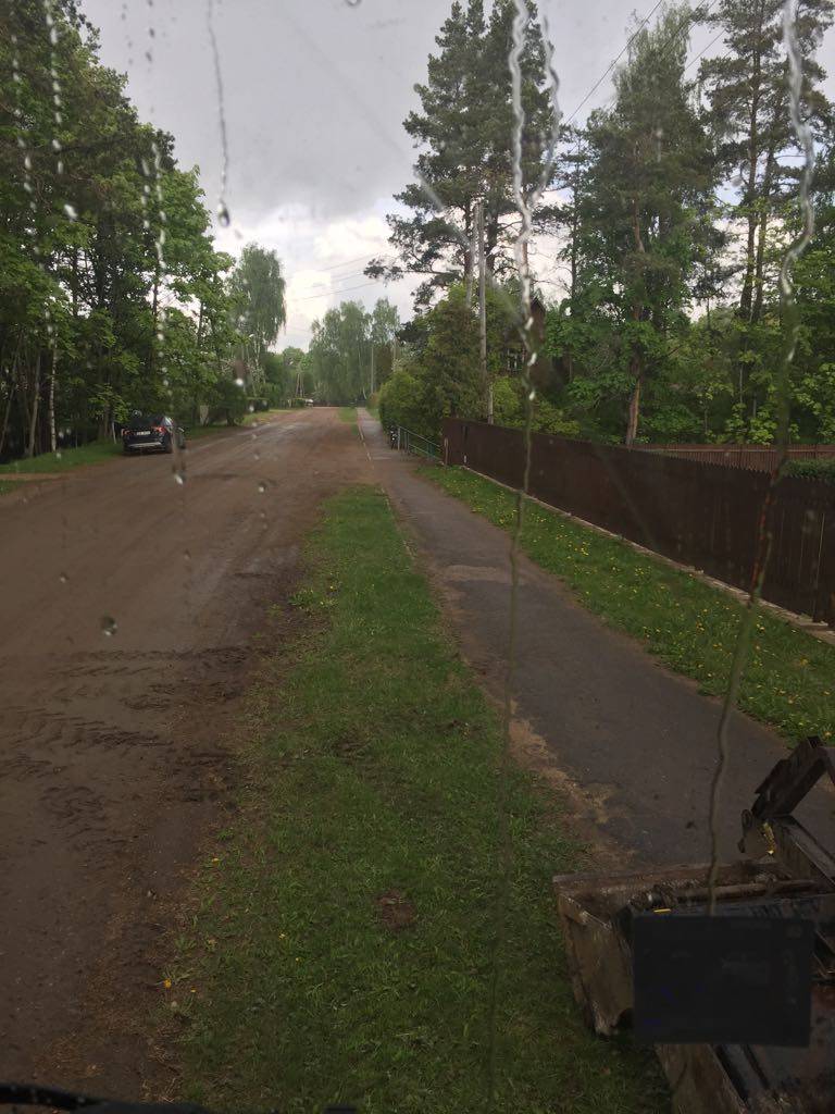 Ietves bruģēšana 400m2 un teritorijas apzaļumošana 550m2. Ikšķile, Birzas iela. — foto 1