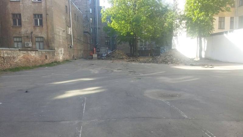 Bruģēta autostāvvieta 1600m2 Brīvības iela 35, Rīga. Pasūtītājs “Unipark”. — foto 2