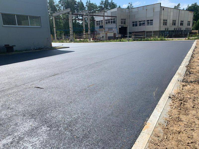 ASFALTĒTA LAUKUMA UN TERITORIJAS APGAISMOJUMA IZBŪVE RĪGAS IELĀ 54/1, SALASPILĪ — foto 2