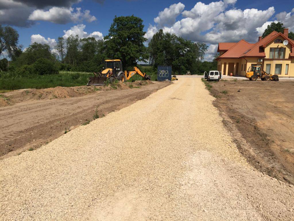 Bruģēšanas un apzaļumošanas darbi Tīnūžos. Privāts objekts. — foto 3