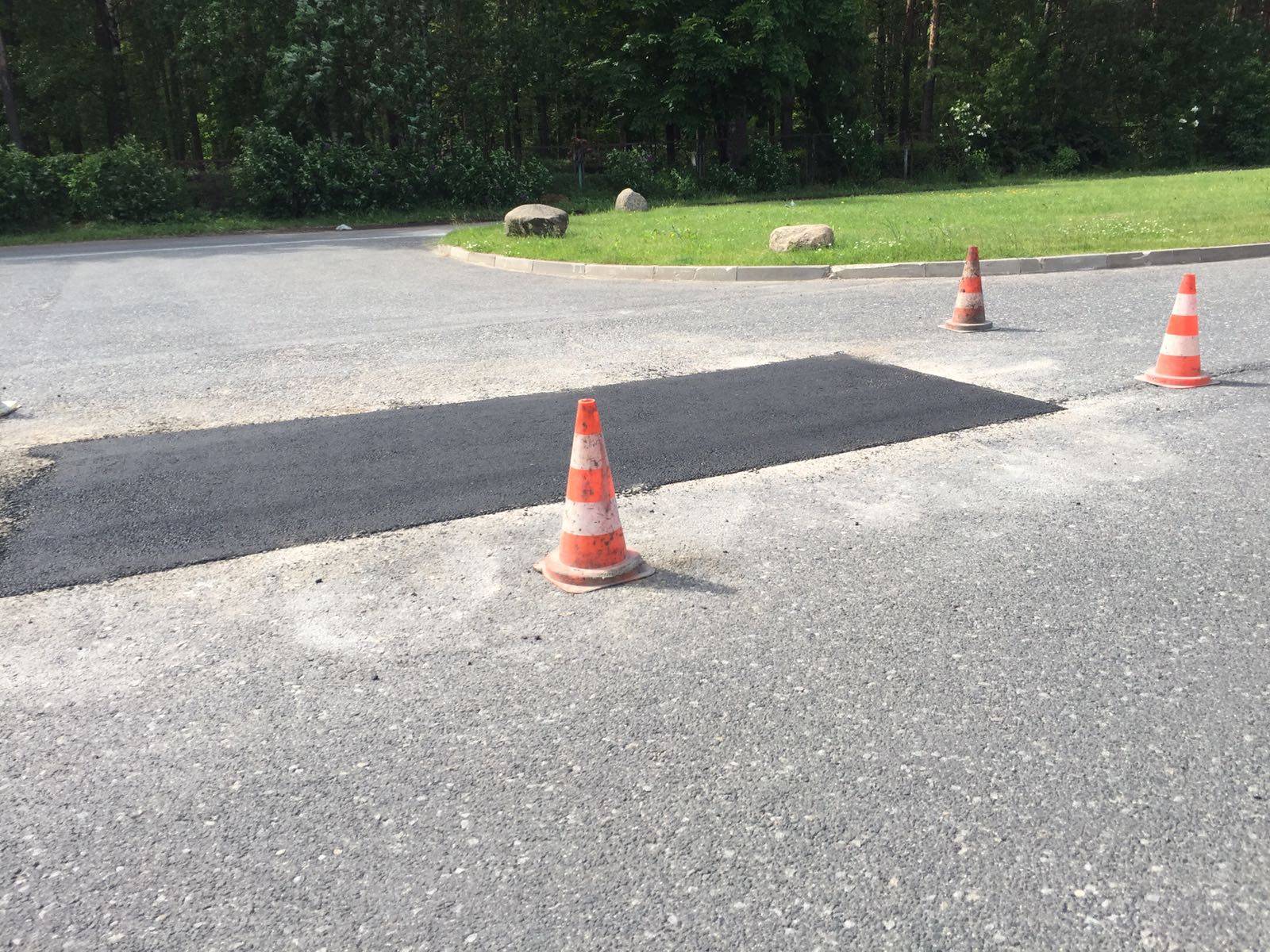Asfaltbetona seguma bedru labošana, Dreiliņi. — foto 3