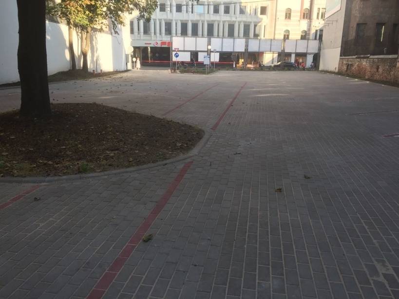 Bruģēta autostāvvieta 1600m2 Brīvības iela 35, Rīga. Pasūtītājs “Unipark”. — foto 3