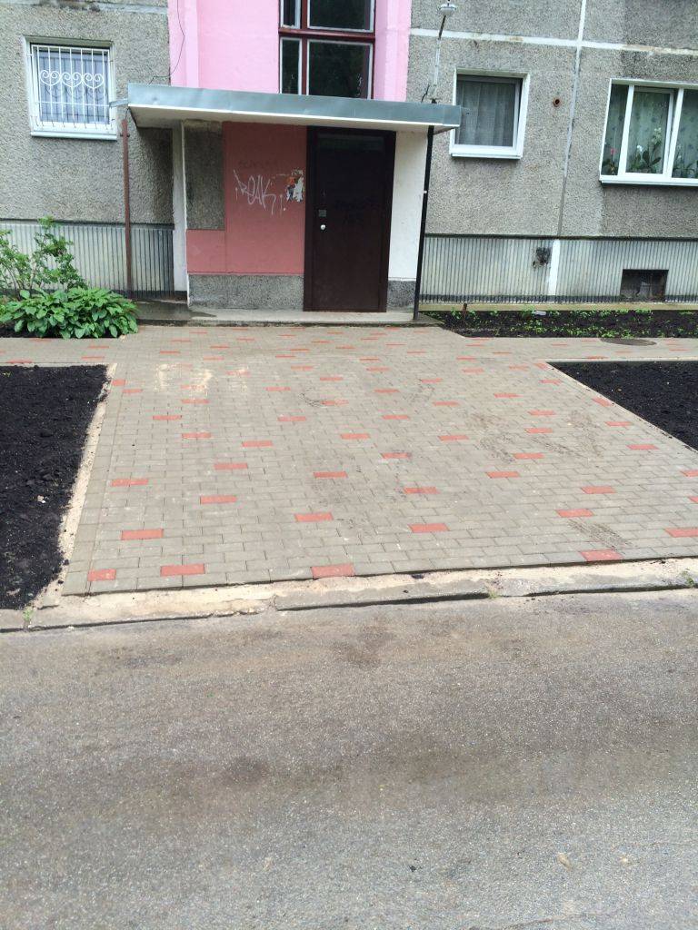 Daudzstāvu māju labiekārtošana — foto 3