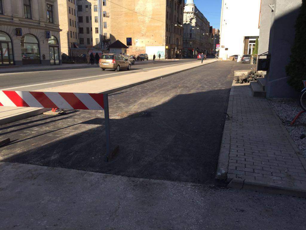 Asfaltēta laukuma 500 m2 izbūve Dzirnavu ielā 105 — foto 4