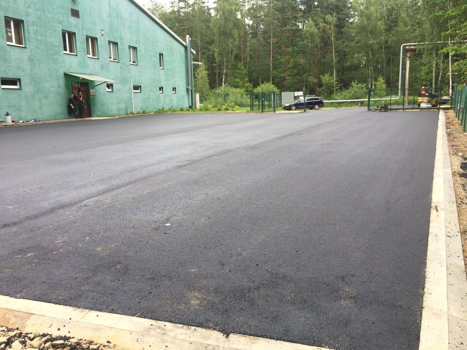 Asfalta laukuma izbūve Rīgas ielā 54/1, Salaspils (1000m2) — foto 5