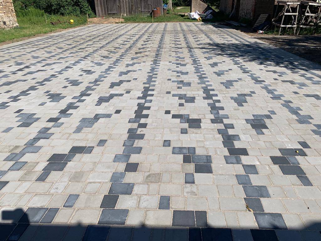 BRUĢĒTĀ LAUKUMA IZBŪVE (500M2) DOLES SALĀ. — foto 6