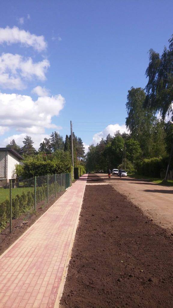 Ietves bruģēšana 400m2 un teritorijas apzaļumošana 550m2. Ikšķile, Birzas iela. — foto 6
