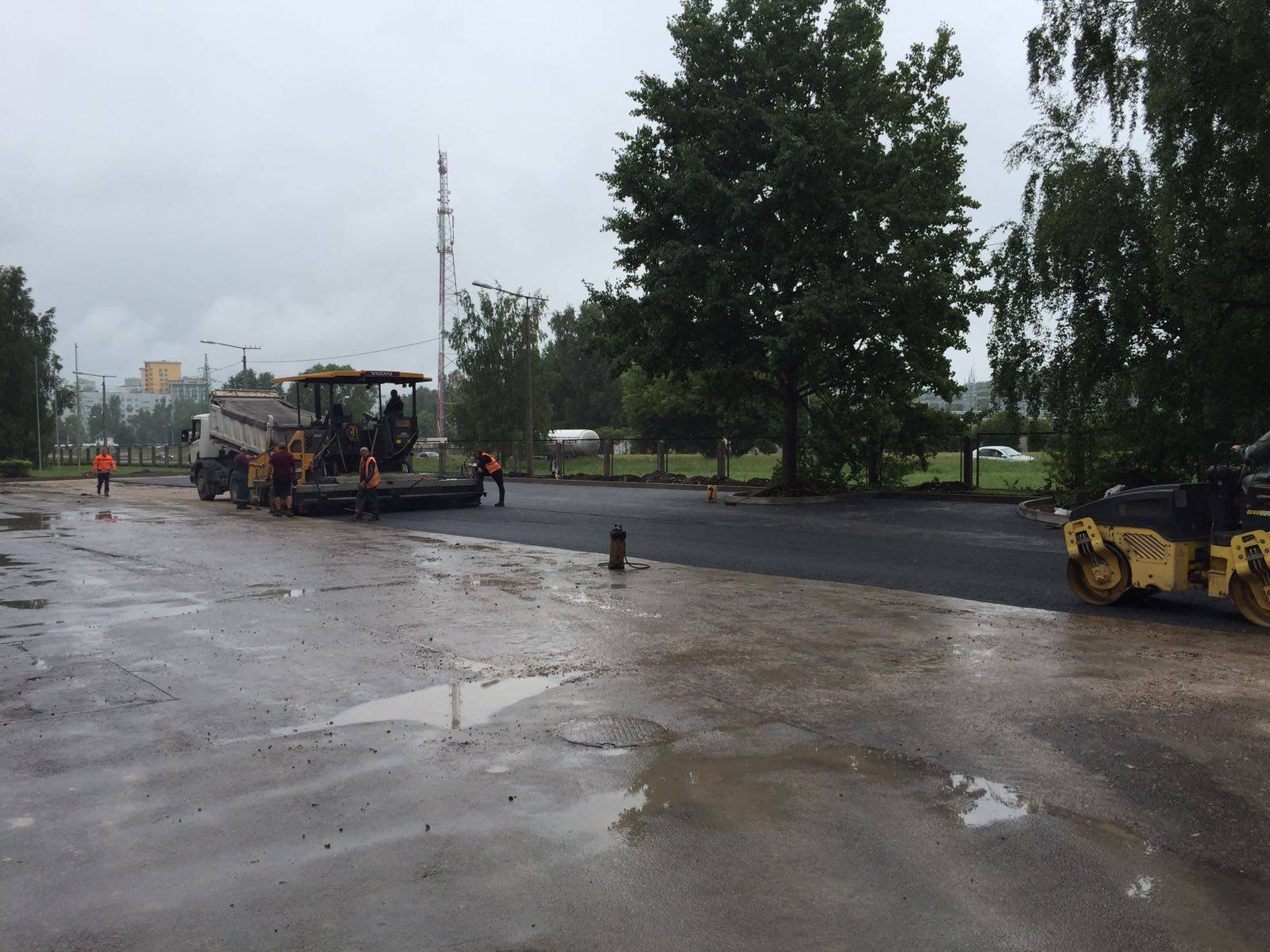 Asfalta seguma izbūves darbi. Kleistu iela 24a, Rīga. — foto 7