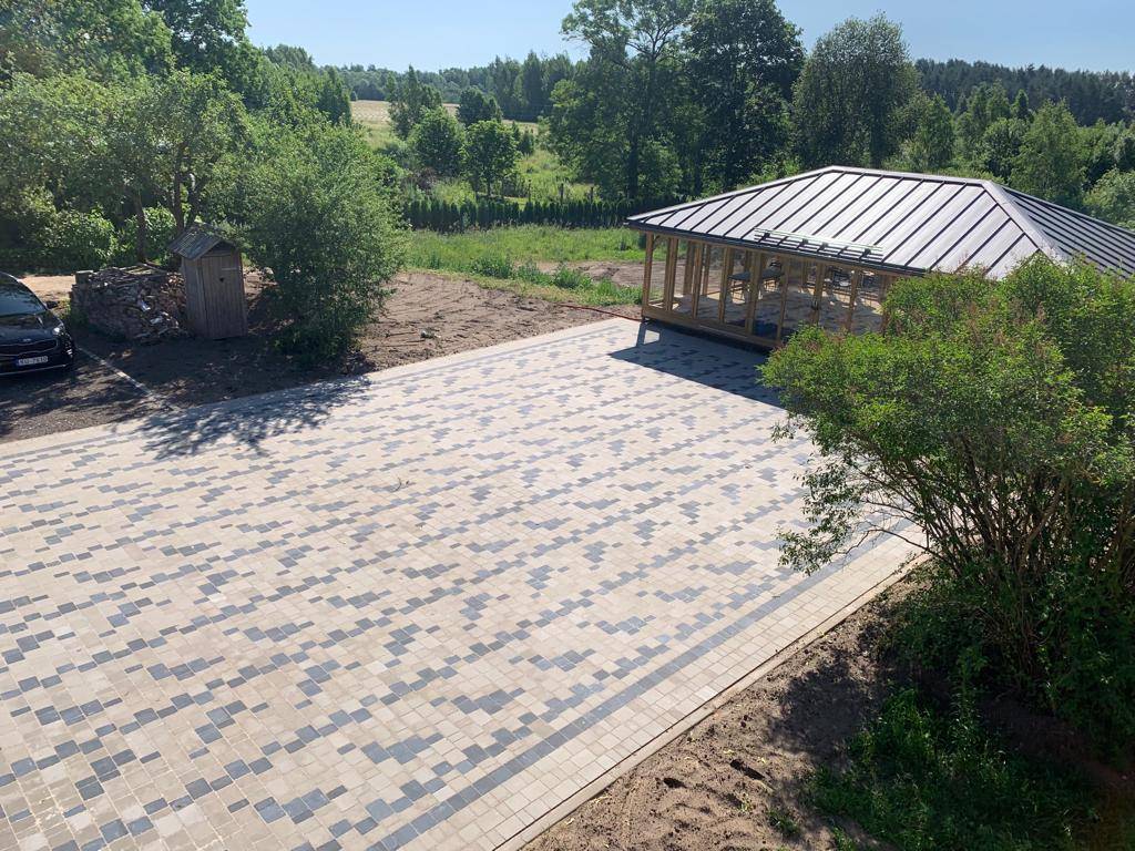 BRUĢĒTĀ LAUKUMA IZBŪVE (500M2) DOLES SALĀ. — foto 9
